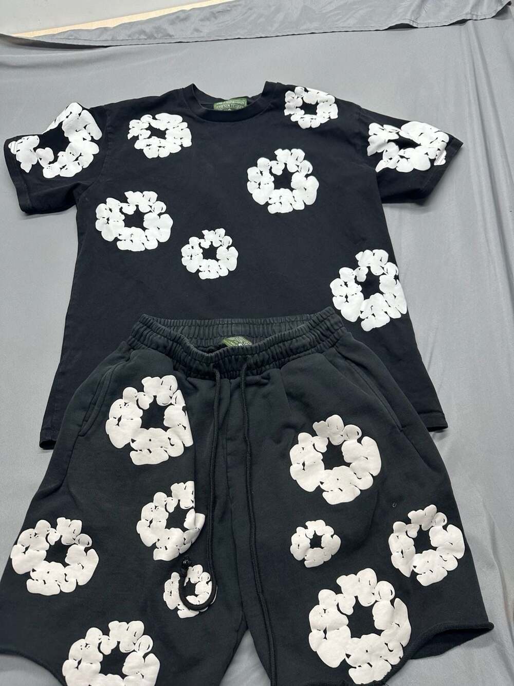Denim Tears Cotton Wreath T-Shirt & Shorts Set Size XL Black
